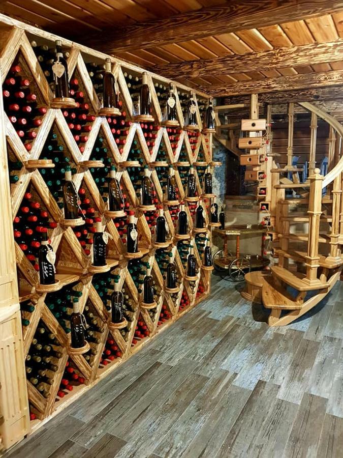 Hotel Guglux &Wine Cellar Telawi Exterior foto